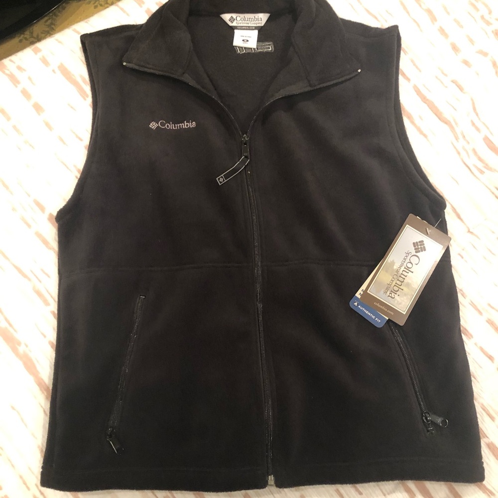 NWT Columbia Cathedral Peak Black Vest, Size Medium